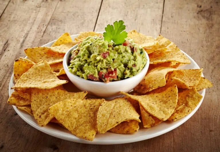 Nachos con Guacamole