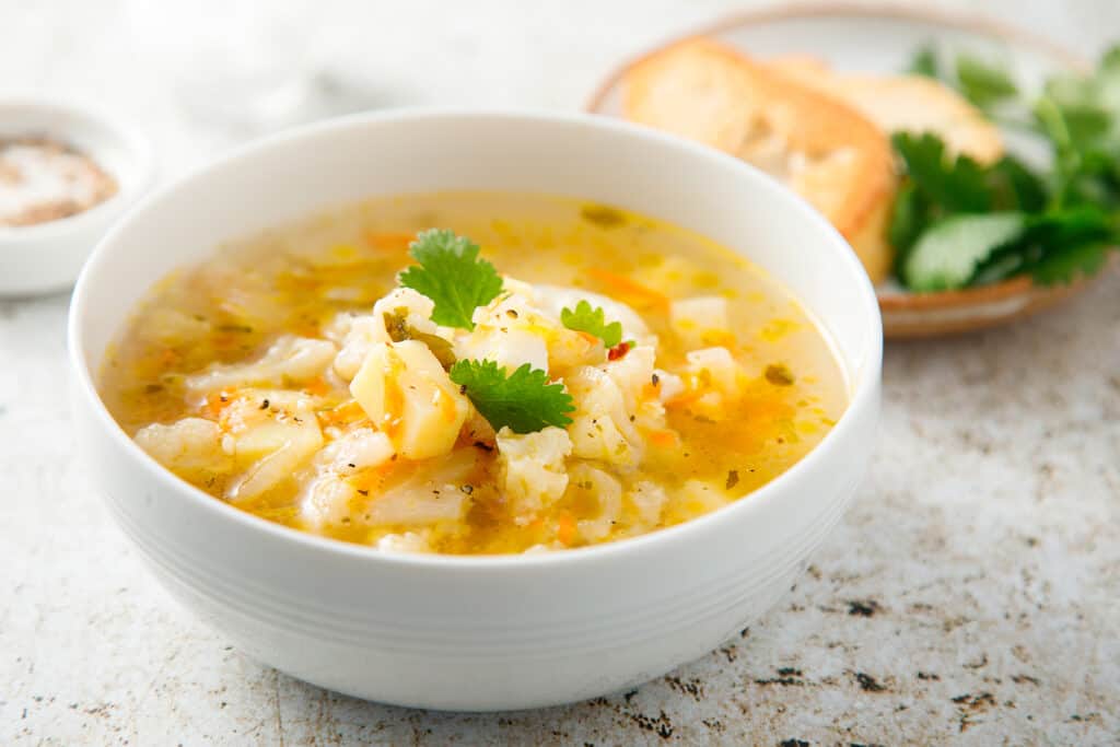 Sopa de Coliflor: Una Receta Fácil y Saludable