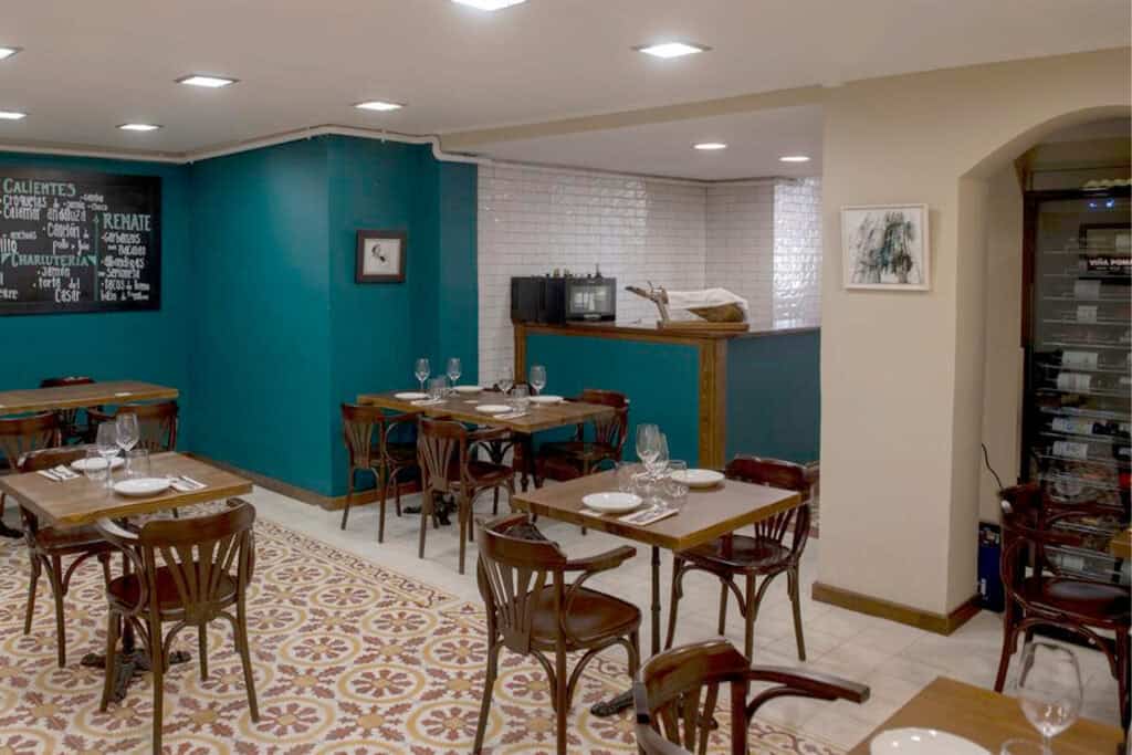 Barcelona: Claris 118
