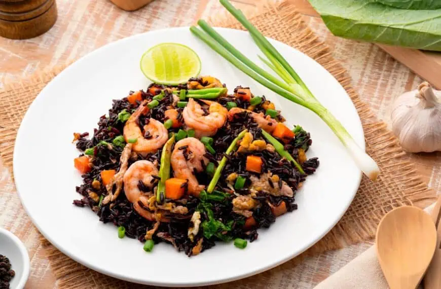 El Mejor Arroz Negro: Un Festín de Sabores y Colores