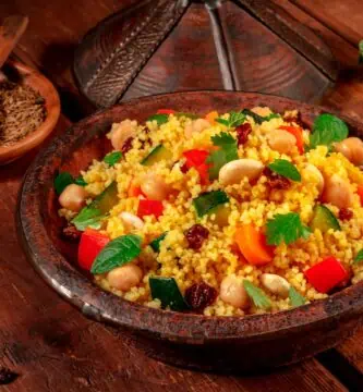 Ensalada de Couscous y Verduras: Deliciosa  Saludable y Fácil de Preparar