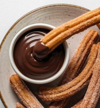 Churros con Chocolate