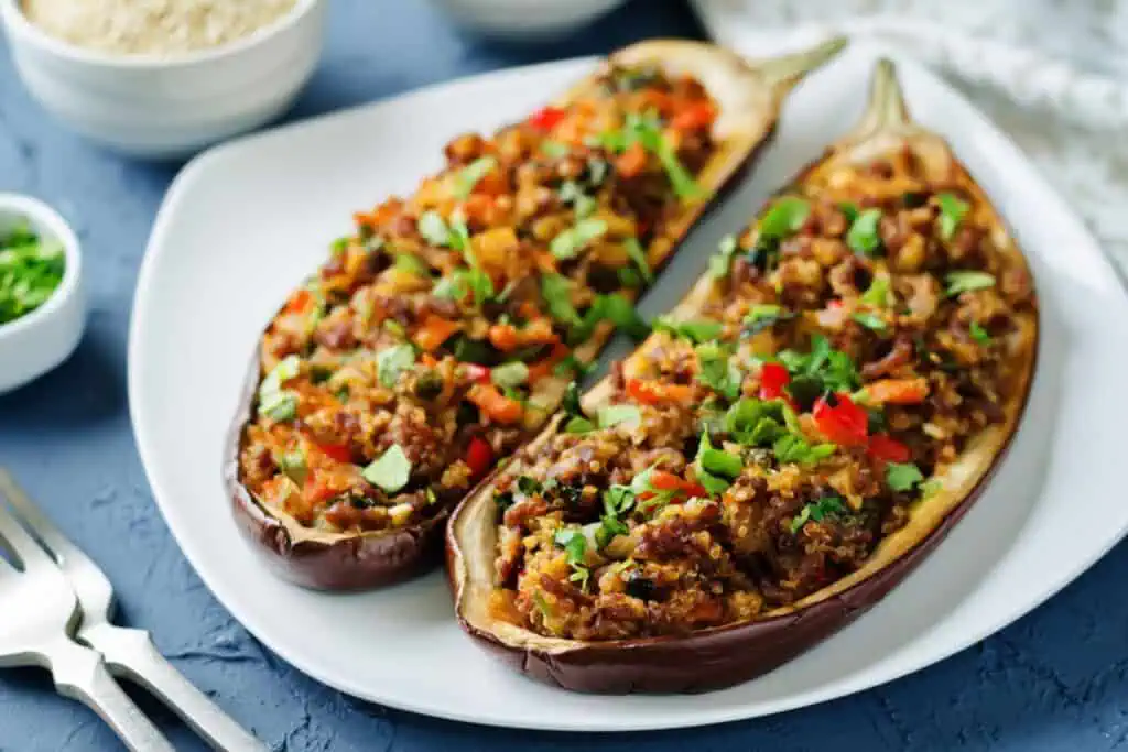 Dos Berenjenas Rellenas de Quinoa