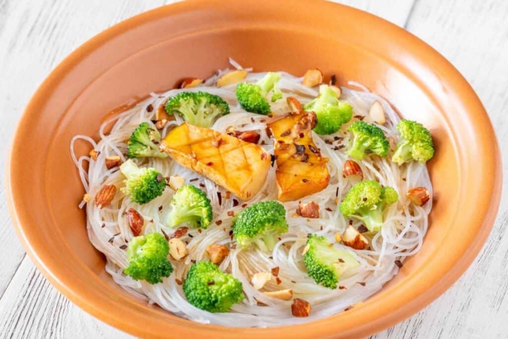 Fideos de Arroz con Verduras
