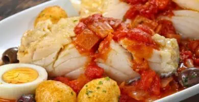 Bacalao a la Tranca con Pimientos y Patatas